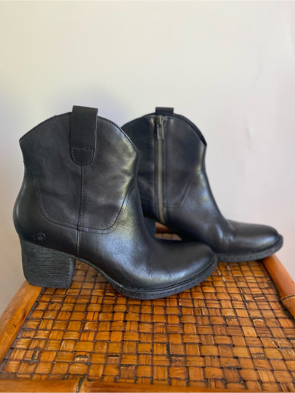 Born Ankle Boots 7.5 Western Prairie Goth Grunge Biker Festival Leather Witchy